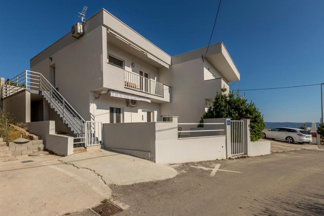 House With Private Pool Magdalena Apartment Podstrana Ngoại thất bức ảnh