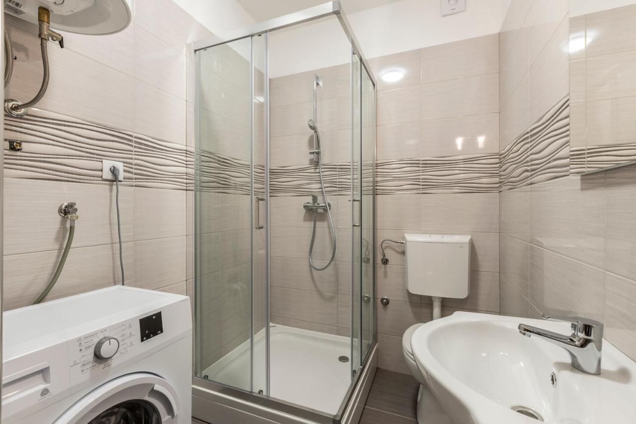 House With Private Pool Magdalena Apartment Podstrana Ngoại thất bức ảnh