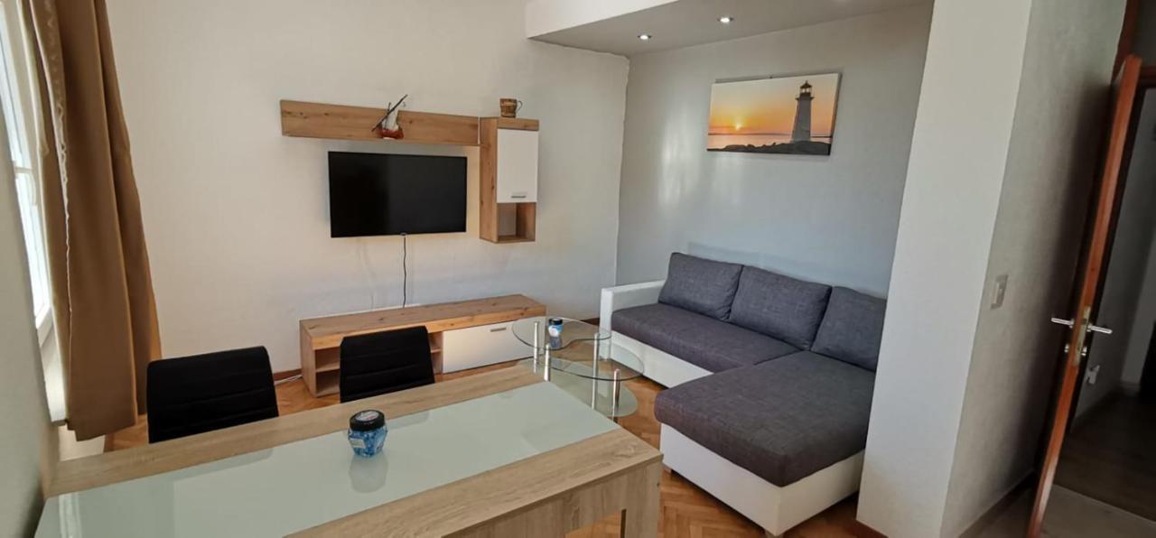 House With Private Pool Magdalena Apartment Podstrana Ngoại thất bức ảnh